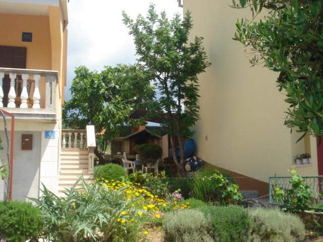 Apartments Zdenka Rogoznica  Exterior foto